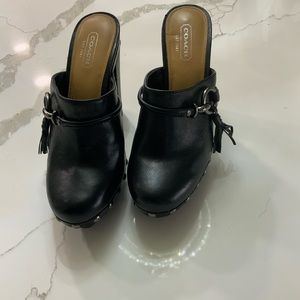 Beautiful leather clogs